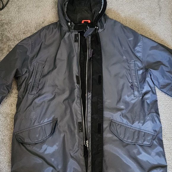 GAP Parka/Raincoat - Picture 3 of 3